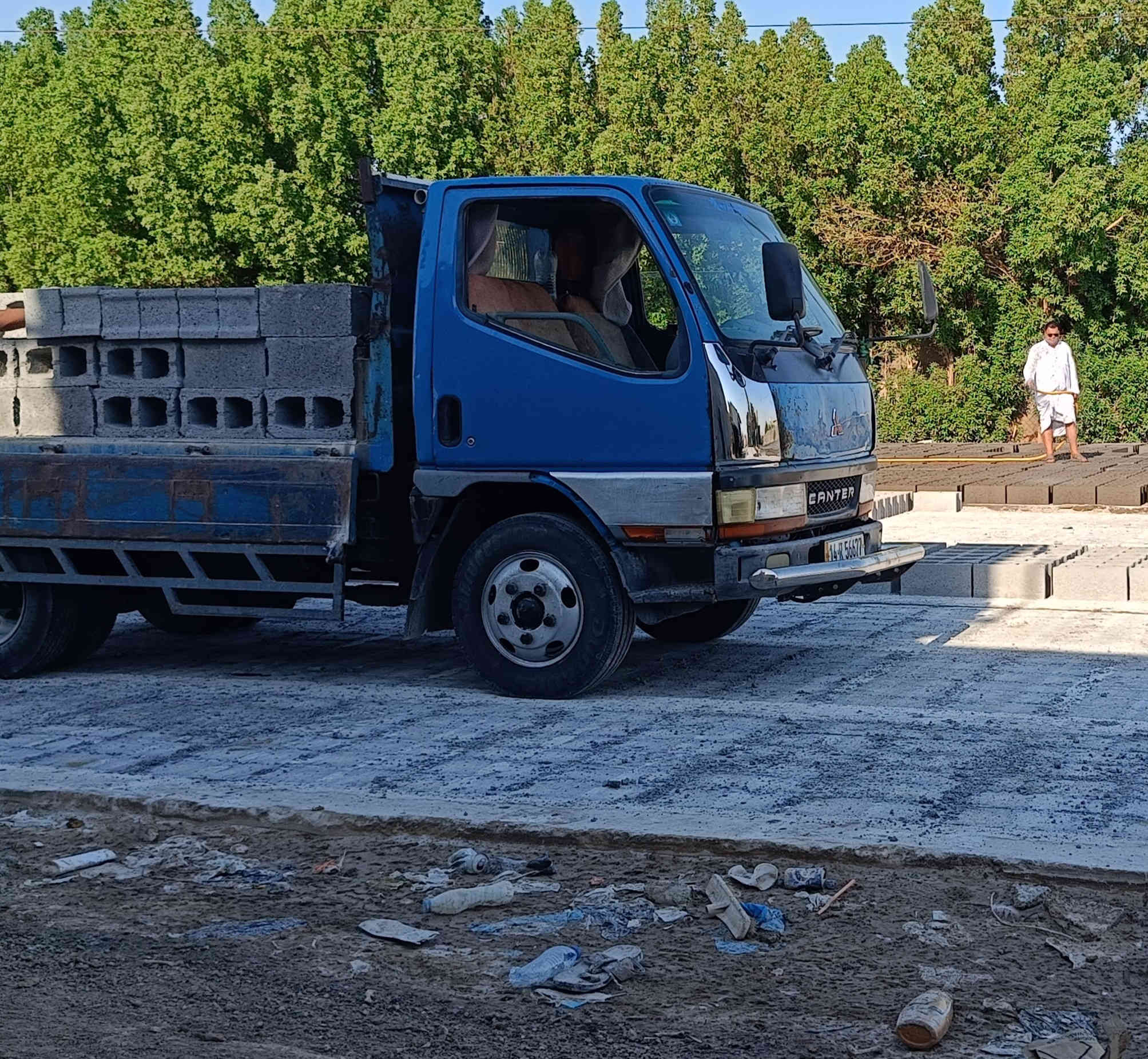 كنتر عظم.قماره بزون .سياره مكفوله شاصي و محرك و كير
رقم انكليزي سنويه باسمي 
تخم تاير.دوشمه جديده .محرك 104
...الناصرية .البطحاء 
ه‍ ***********
