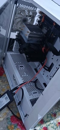 Xeon E5-2689 • RX 580 8GB • 500GB NVMe