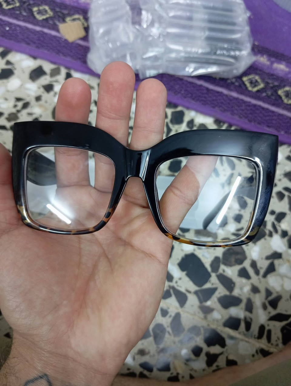 نضارات اصلي 3 قطع ابيهن ب30


**إذا كنت صاحب هذا الإعلان وتريد حذفه لأي سبب، رجاءا أرسل رسالة إلى الدعم الفني**
