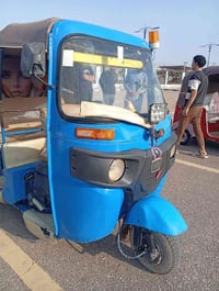 تك تك للبيع موديل ١٥ وكيلها بغداد السعر 3وسبعميه07738199791