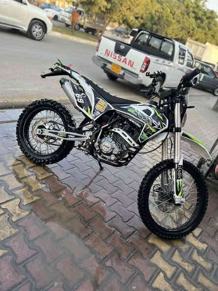 لبيع قفاز CRXمحرك300ما ناقصة اي شي العنوان ديالى جلولاء رقم ***********
