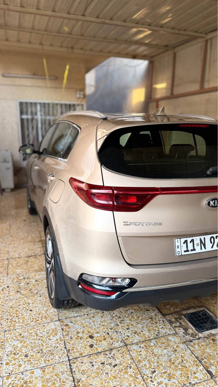 كيا سبورتج 2020 خليجي ماشية 69مواصفات 
شاشة كامرة حساسات قطعتين تبريد الرقم الانكليزي باسمي 
السعر 197 
مكان بغداد المحمودية 
*********** بغداد, العراق
