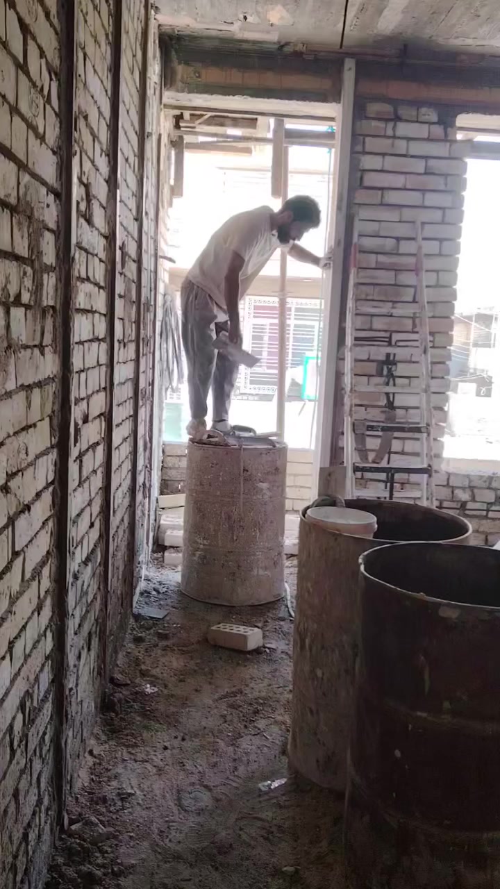 السلام عليكم ورحمة كادر مبيضجية جص وبورك ثنين خلفات شغل درجة أولى مصاطر سرعة ونضافة بالعمل سعر المتر ٦٠٠٠ اتصل وتدلل ***********
متفرغين حاليا
الله يرزق الجميع
