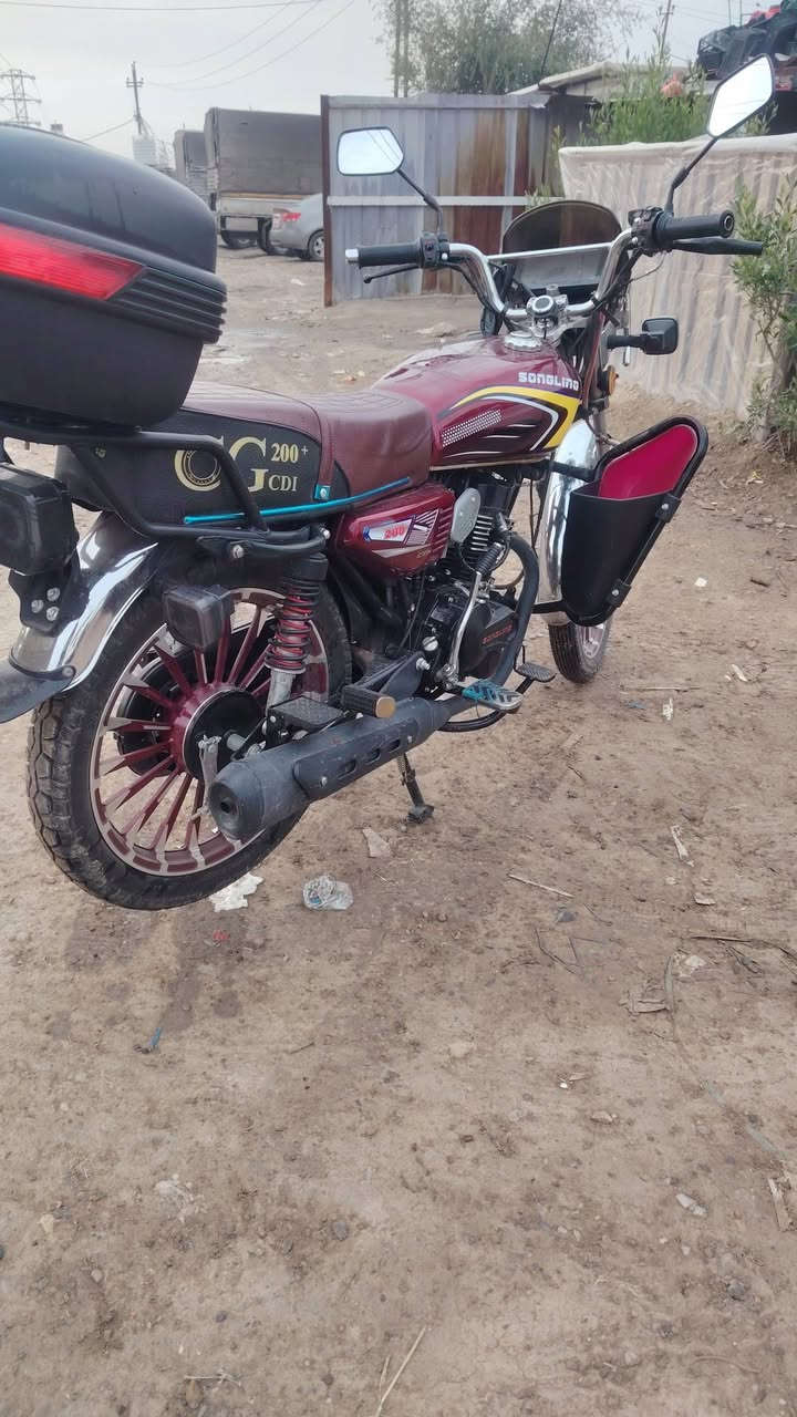 دراجه إيراني موديل 2026 فول مابيها اي نقص ماشيه شي قليل مكفوله كفاله عامه من السرقه والدراجه بسمي ورايدها ب900 وبيها مجال قليل حك الجيه أوراق كامله ***********
