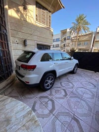 جراند شيروكي ليميتد • ٢٠٢١ • ماشيه ٥٠ الف