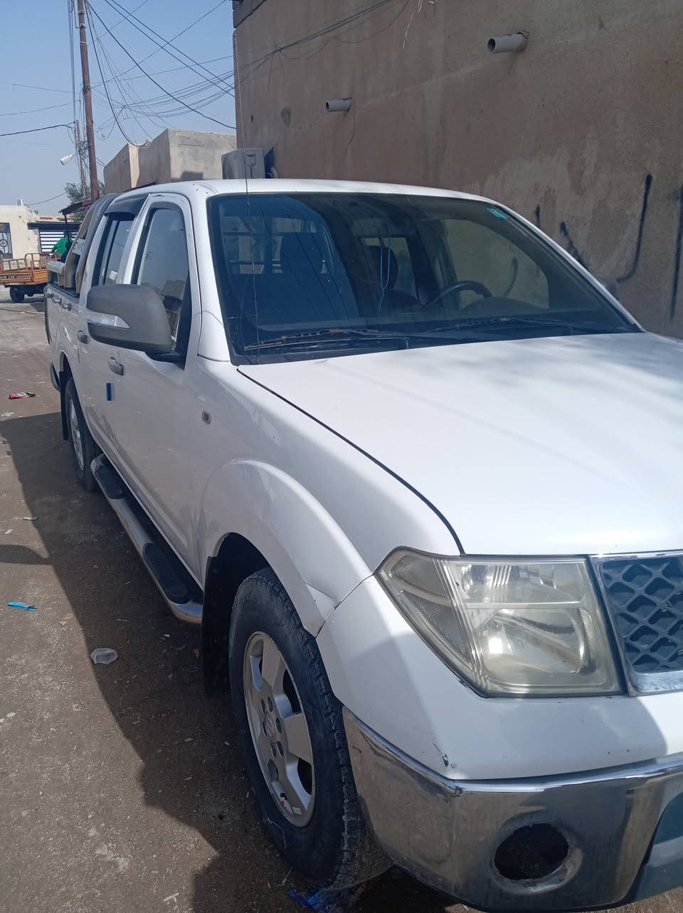 السلام عليكم
سياره نيفاره موديل. ٢٠٠٩ بسمي رقم بغداد انكليزي سنويه مجدده ٢٠٣٠ شاشه كبيره  محرك وكيري كفاله اشاير بالمرايا طخم تايرات جديدين حداده جديده
تبريد تدفئه السياره حلوه مامتعوبه مال بيت السياره بالبصره *********** رقم صاحب السياره 
مكلف بالنشر لاتجي خاص
