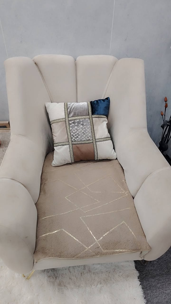 ئەم تاخم قەنەیە بۆ فرۆشتن  10 نەفەریە  زۆر تازەیە هیچ عەیبێکی نییە  نرخی  600 هەزار ومەجالی  تیایە  
تخم قنفات للبیع جدید مستعمل  قلیل  سعرە  600 الف وبیها مجال


**إذا كنت صاحب هذا الإعلان وتريد حذفه لأي سبب، رجاءا أرسل رسالة إلى الدعم الفني**