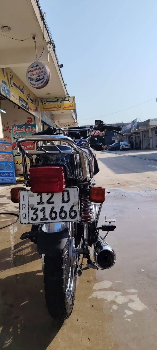 السلام وعليكم 
ماطور ايراني للبيع 
السعر مليون و700
بي مجال لطيبين
الاستفسار على هذا الرقم(***********)
