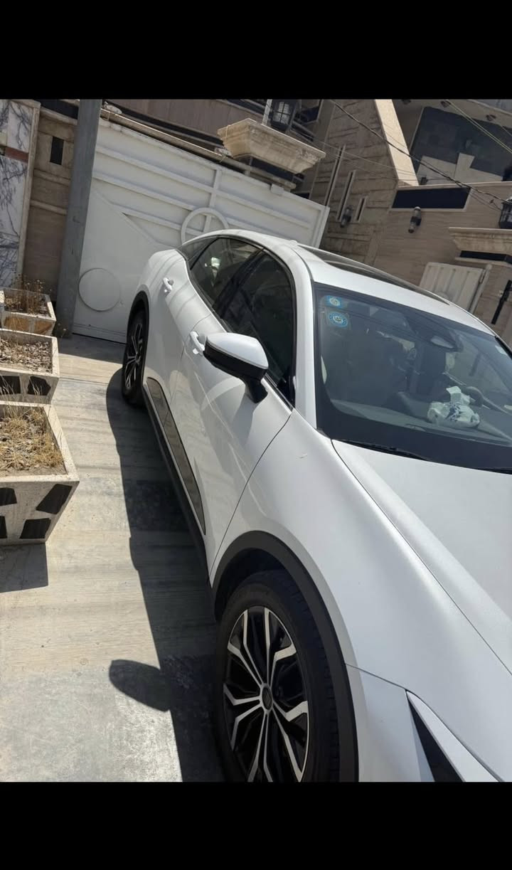 السلام عليكم
-تويوتا كراون

-خليجي السياره

-موديل 2023
-تبريد بالكراسي

كراسي ثنين كهرباء

-اربع كامرات

JBL سماعات -

-لايت 4 عدسات

- رادار امامي

-رادار خلفي

-وخاصيه النقطه العمياء

-ذاكره خزن بكرسي السائق

-ستيرن كهرباء

تحكمات خلفيه :

1- برده

2- كشنات الخلفيه كهرباء

-فتحه سقف

وبعد مواصفات معروفه 

- عداد (ممشى) السياره 66,000 و قابل للزيادة .
- ⁠تقرير للسياره موجود بالصور 
 السعر 310 $

للتواصل (***********)
العنوان بغداد حي الجامعة
