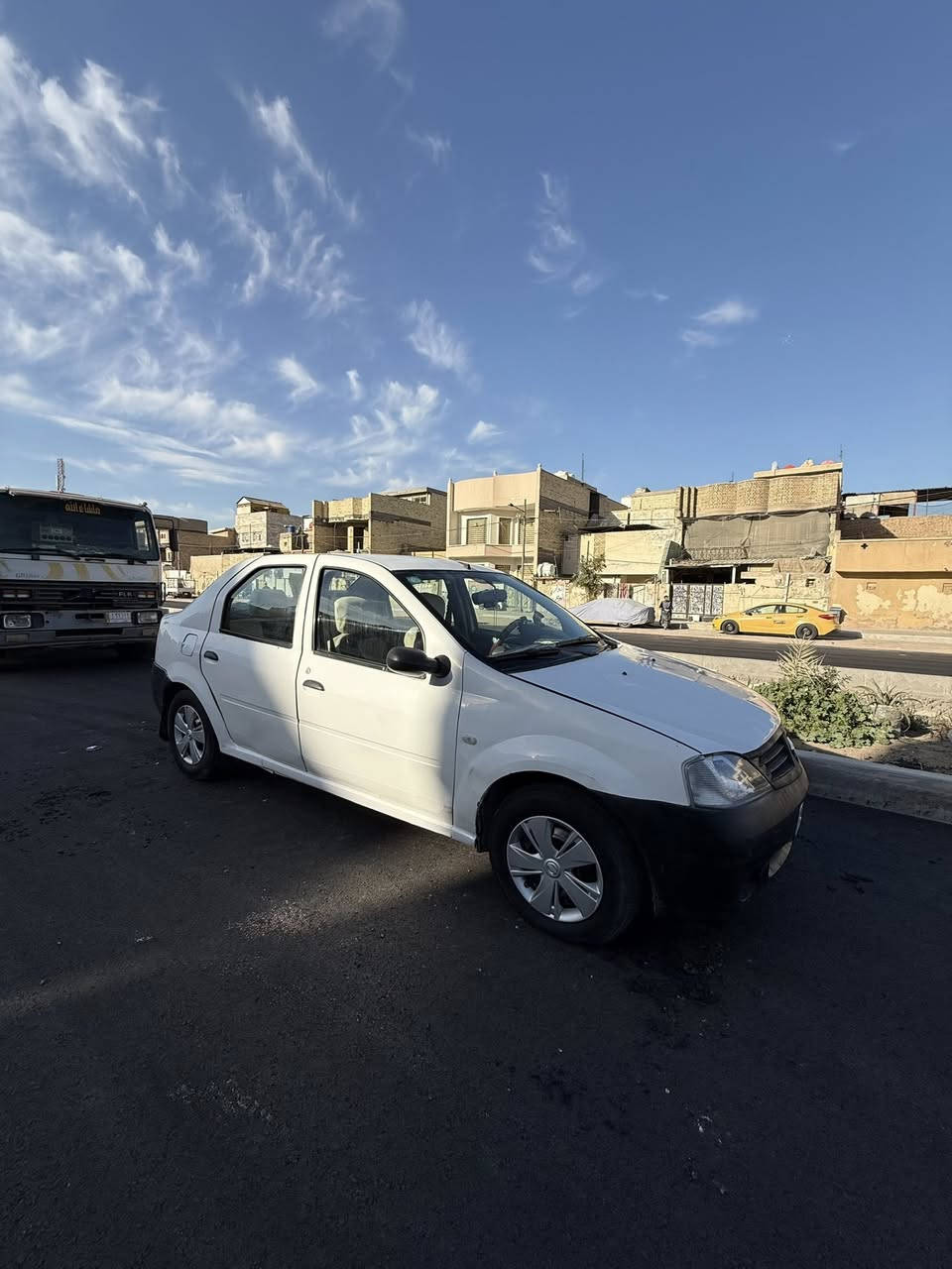 السلام عليكم من رخصه الادمن رينو لوكان 2009 سعر 45مكاني بغداد مدينه الصدر ***********
