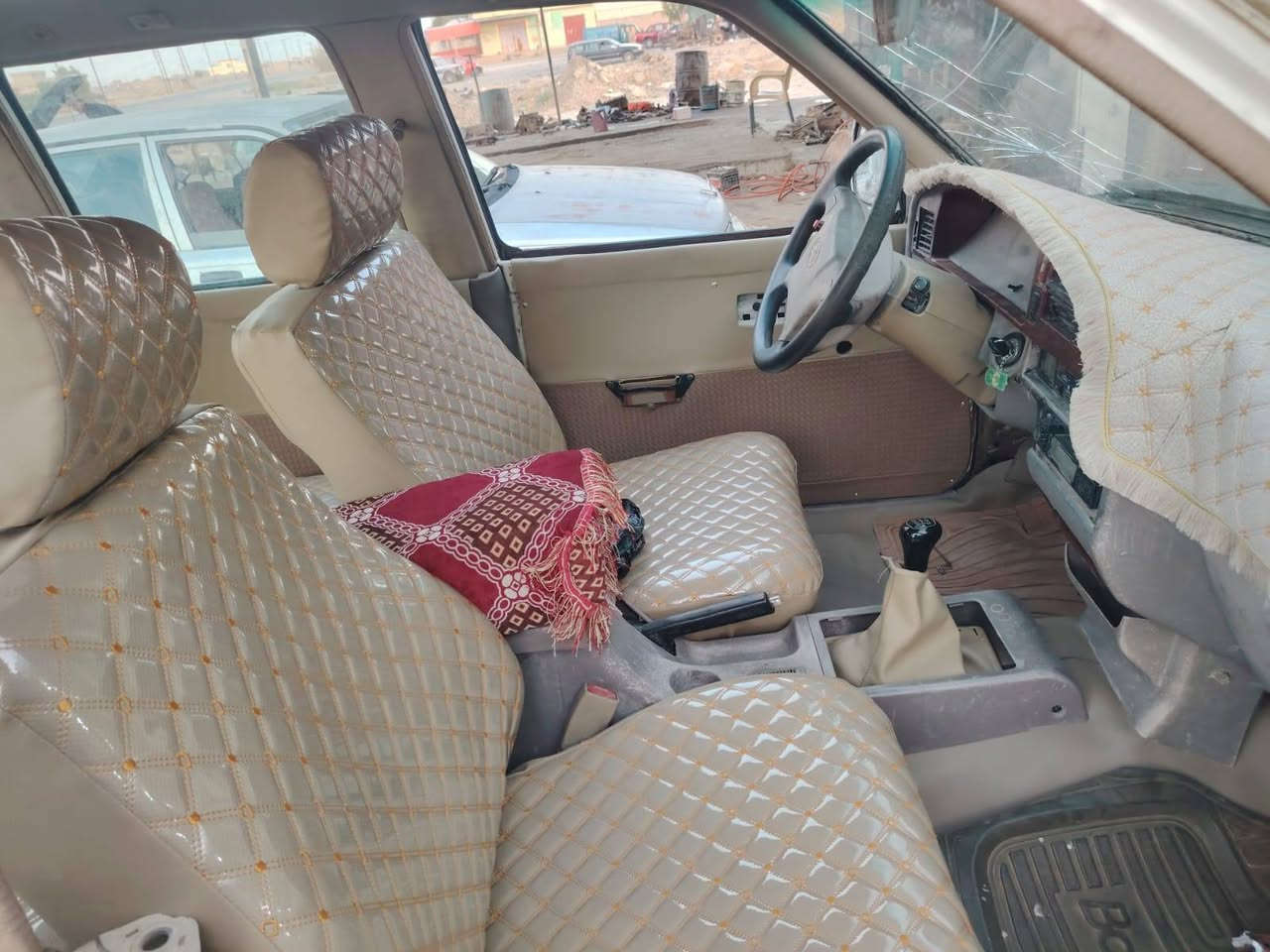 السلام. وعليكم كنو أدوات للبيع موديل ٧كير محرك مال كصه تخم تأير جديده صدر جديد كهرباياتها شغاله  سياره جاهزه  ملاحضه مكلف بنشر ع خاص مجاوب خابر ع صاحبها ***********
