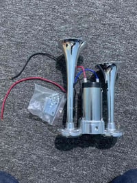 هورن سيارة • V12 • توصيل