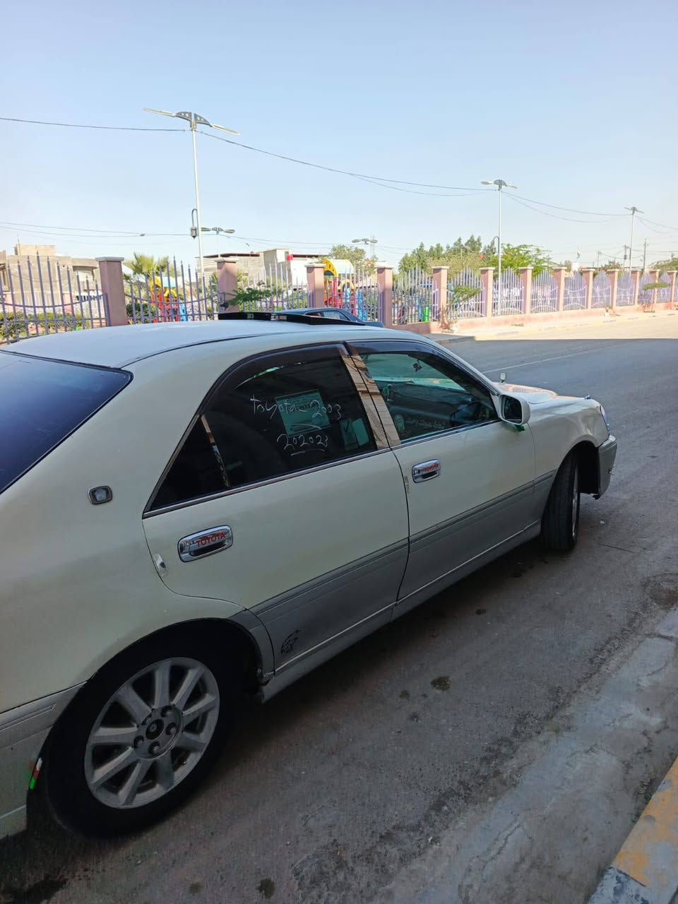 جنون كصه جنطه  للبيع موديل 2001  متومه شمالي ع الشاصي دك حاسبه  شغل اصلي لارقام والسنويه سياره جاهزه خير من الله سياره كامله مكينه وكير كفاله سياره تذب ل180 تخت  لايت زنون كرستال عالي زنون يشك الوجه والناصي هم زنون .
مكاني بصره قضاء المدينه 
***********
