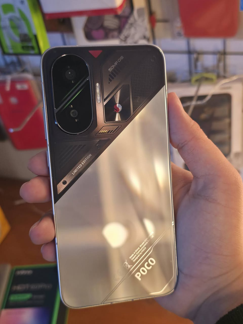 بوكو f7 5G الشكل المميز
ذاكرة 512 اعلى ذاكرة 

كامل ملحقات 
باكيته شاحنه كيبل كفرين وحماية شاشه مطفيه بيبر

نظافة 100%
مكفول كفالة شاملة 
بطارية 100 داخل الضمان 

السعر 500 الف 

يوجد توصيل لجميع محافظات العراق 
للحجز راسل الصفحة 
واتساب ***********

تابع الصفحه لمشاهده الاجهزه المتوفره https://t.me/mohamd_phone

#العراق #مستخدم #توصيل_لكل_العراق #بوكو #للبيع
