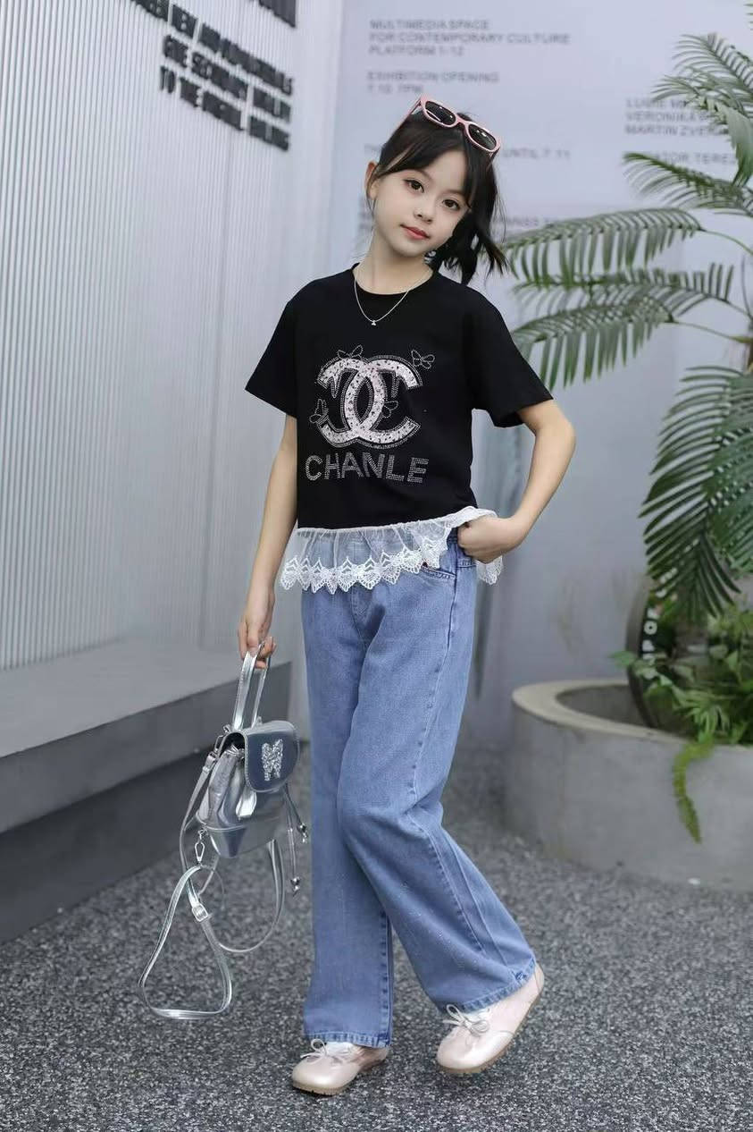 ياالله #وصلت بضاعه تركيا  ملابس العيد  ✈️✈️والموديلات اجنن ❤️
والاسعاررر تفليش 🔥🔥

#عنوان 314
#شقه 302

#لنزاكه_والجمال_بهاذه_لفستان@أبرز المعجبين


**إذا كنت صاحب هذا الإعلان وتريد حذفه لأي سبب، رجاءا أرسل رسالة إلى الدعم الفني**