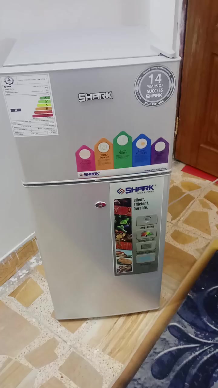 ثلاجه   حجم 8قدم شركه تشالي سعر 115 رقم *********** مدينه الصدر كياره
