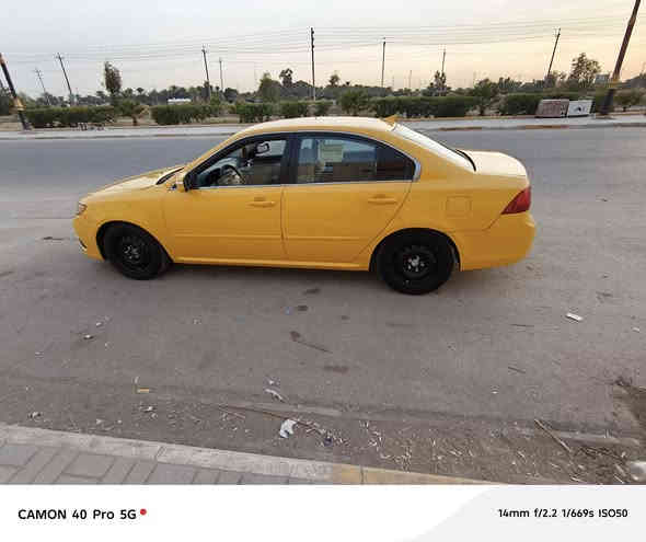 سلام عليكم ابتيما البيع موديل ١٠ أمريكي سيارة جاهزه بيهه ضربه بل جاملغ لوره بدون كص لسعر خاص ولستفسار ع ***********
