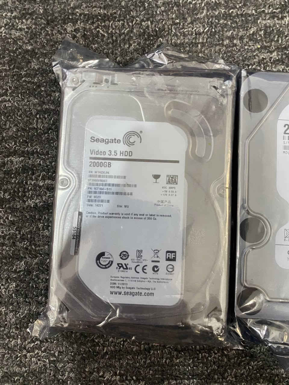 هاردات 2 تيرا
جدد كبس شركة 
سعر القطعه 55 الف


**إذا كنت صاحب هذا الإعلان وتريد حذفه لأي سبب، رجاءا أرسل رسالة إلى الدعم الفني**