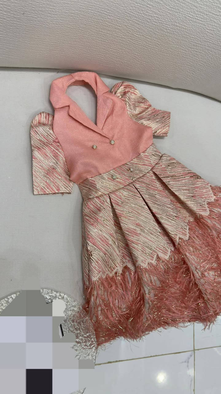 *توفر بالونه الجديده*🌹
الكل يلحق موديل الموسم 
للبنات وللسن المحير 🤩🤩
*فستان انيق جدا  ۔محلي_بمعايير_وموصفات_عاليه۔متقن جدأ*
*________________________
🌸نوعية القماش/جروزابو ريش  خامةممتازة
*🌼.القياسات  من عمر* *3سنه الي عمر 13سنه **
-----‐----------------------------------
🌸 *السعر5000 بالعملةالقديمة*

🌹🌹🌹🌹🌹🌹🌹
🔴تنويه 
كل موديلاتنا مصنعه بجودة عاليه جدا
784842001


**إذا كنت صاحب هذا الإعلان وتريد حذفه لأي سبب، رجاءا أرسل رسالة إلى الدعم الفني**