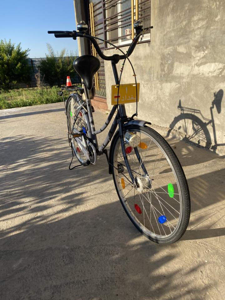 السلام عليكم بايسكل للبيع نضيف ومتعوب عليه وشوفو الصور رايده ١٢٠ وبي مجال للشراي المكان في بغداد للتواصل على الرقم ***********
