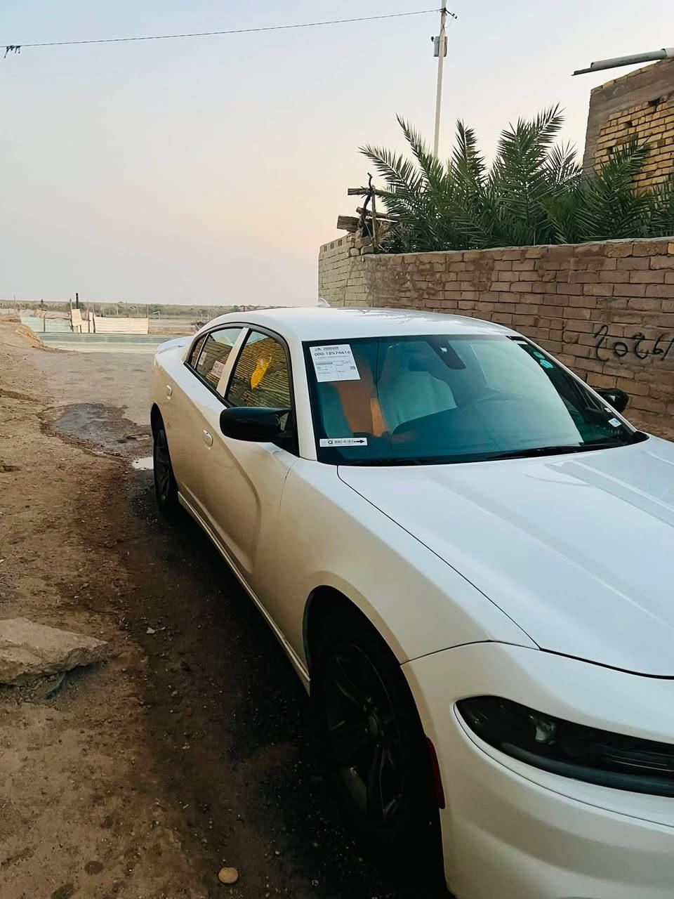 ‏سلام عليكم شباب تشارجر للبيع بيها بنيت جامل والباقي مقفول  سعر 185 هذاة رقم ￼ ***********
