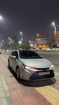 كورلا 2024 LE ماشية 21 الف الحادث جاملغ خلفي و باب خلفي جهة السكن فقط ...