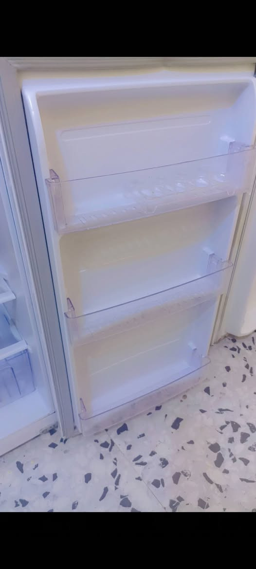 ثلاجه للبيع حجمه وسط  سعرة ١٠٠
والمكان الكوت الشهداء خلف ابو صادق المختار


**إذا كنت صاحب هذا الإعلان وتريد حذفه لأي سبب، رجاءا أرسل رسالة إلى الدعم الفني**