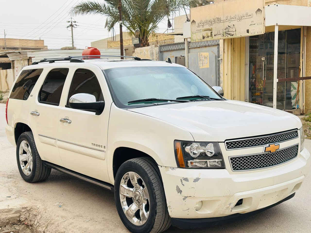 تاهو LTZ أدوات 
موديل 2008
دخول سياحة
متوم طبق الأصل
اللون أبيض صدفي مميز
كفالة عامه من صبغ من كص من فتح شاصي شرط السونار
فوول مواصفات
مكينه كير كفاله
تخم تاير كارتون
حديدية ١٠٠٪
حجريات بلاد
تبريد تدفئه
شاشة
كشنات جلد كهربائي
جنطه كهربائي
دوس كهربائي تصعد وتنزل وي فتحة الباب
تحكم ستيرن
فتحه
منضومة زينون
مري متحرك كهربائي
السياره جديدة بمعنى الكلمة
السعر ١١٠ وبيها مجال قليل 
العنوان ناصرية 
***********
