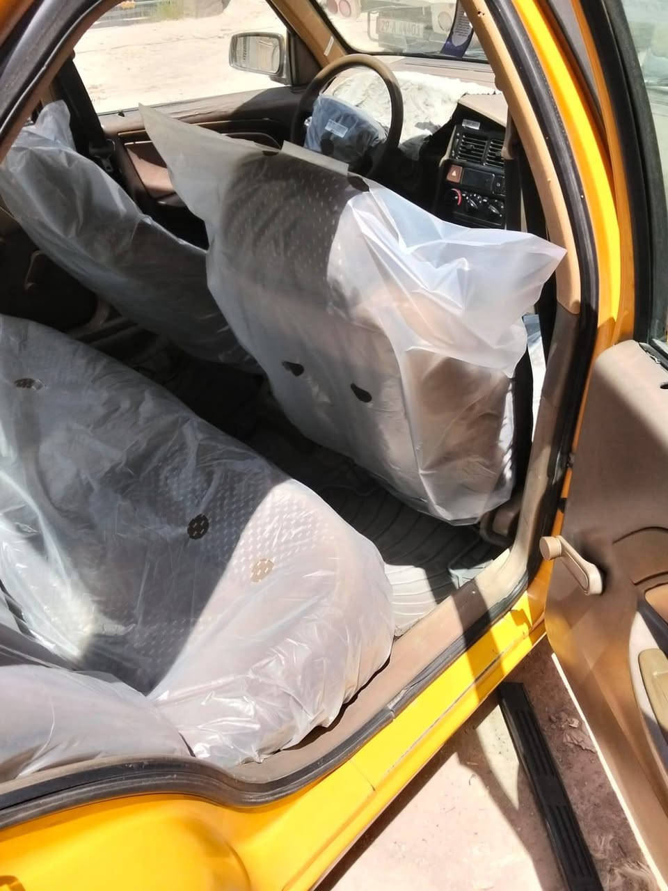 سلام عليكم لميس موديل ٢٠١٣ مكينه فرنسي جديده وكير وصدر وتبريد خير من الله سياه مابيها صبغ بلادي بس دواير معمرات فقط مكاني البياع رقمه بغداد انكليزي سعره ٣٠ ***********
