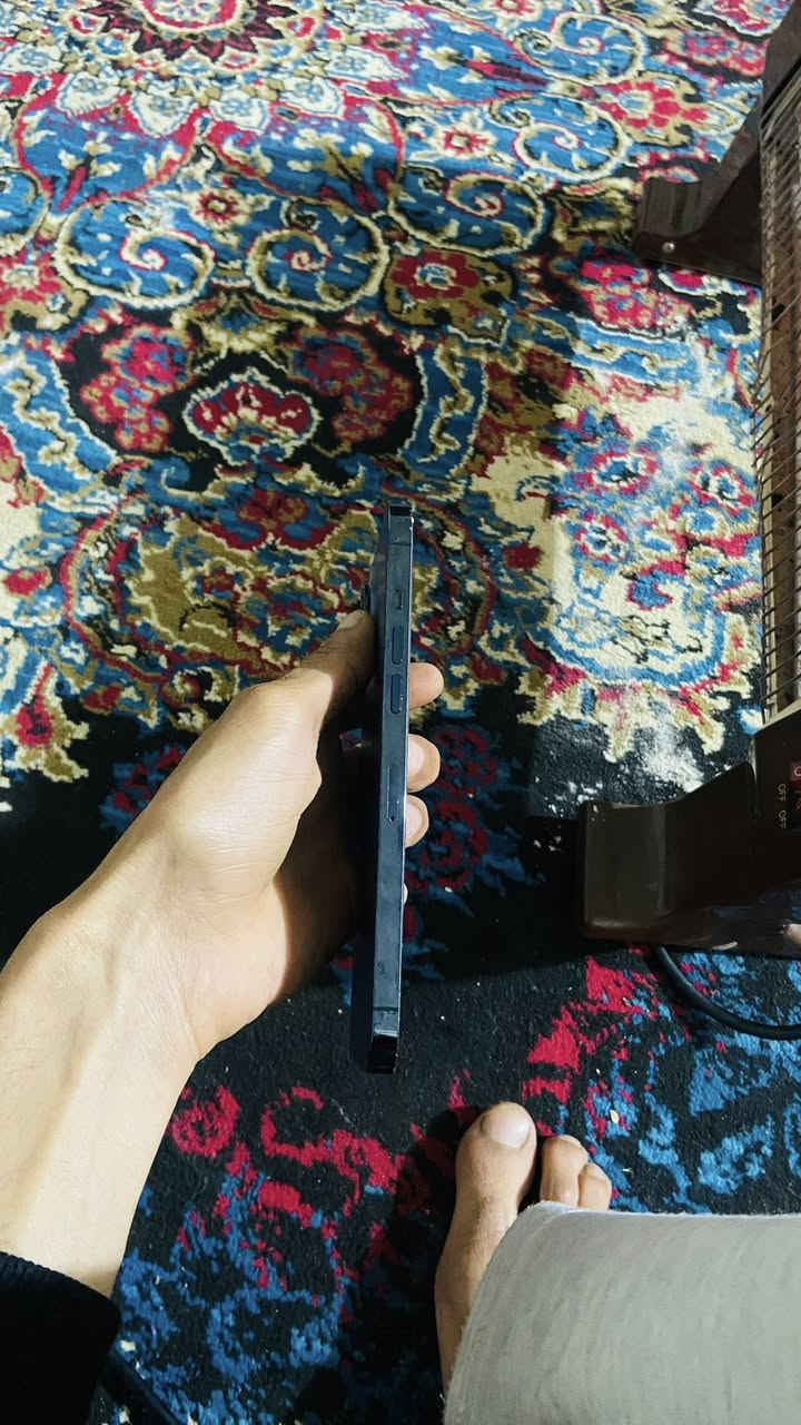 السلام عليكم ايفون ١٢ برو ماكس الجهاز مبدل بطاريه ١٠٠ وشاشه اصليه  للمراوس بايفون اكس ماكس او ١١ برو ماكس متوفر واتساب ***********  العنوان تكريت قضاء العلم
