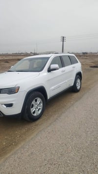 جيب لاريدو موديل2016 فول مواصفات بنرامه مرايات كلب جنطه شفط تشغيل بصمه...