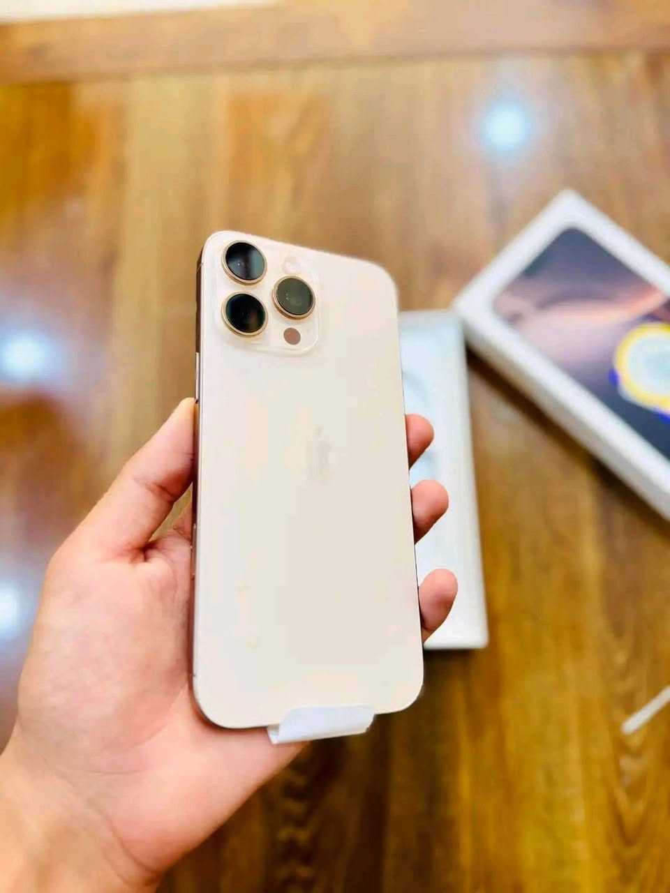 iPhone 16 Pro Max
256MG
عربي/انجليزي 
مفكش مسمار ،معفي ضريبة 
متاح التقسيط


**إذا كنت صاحب هذا الإعلان وتريد حذفه لأي سبب، رجاءا أرسل رسالة إلى الدعم الفني**