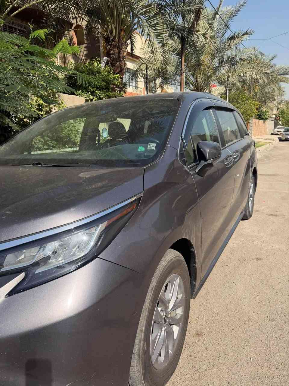 تيوتا سينا للبيع موديل 2022 XLE
سيارة جديدة تاخذها ما تصرف عليها الف 

حادثها خلفي فقط مثل ما موضح بالصورة
ماشيه 117 الف كيلو  حساسات امامي خلفي مستشعر

وقوف كامرات امامي خلفي رادار

جانبي ابواب 4 بصمه صندوق

كهرباء تحكم ستيرن جهتين تحديد

مسار تحديد سرعه اوتو هولد هاند
بريك بصمه كشنات امامي تدفئه

فتح ابواب خلفي في القدم شاشه
ابل كار بلي هيه مواصفات ال XLE معروفه 

السعر 250 وبيها مجال 
***********
