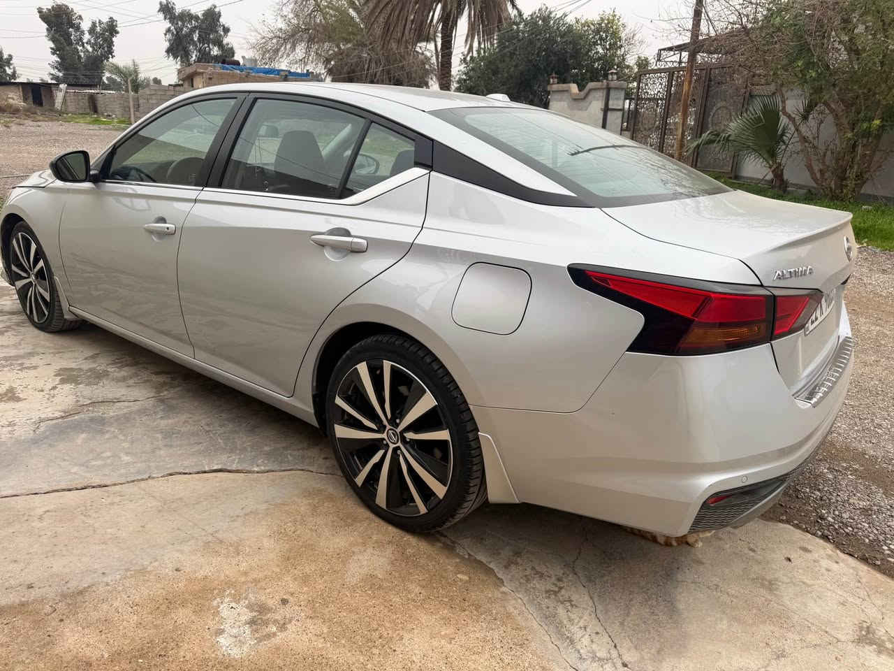 السلام عليكم 
للبيع نيسان التيما ٢٠٢٢ بونيد صبغ وجامرلغ بارد
ضرر صطحي موضح بلسونار بدون دواخل فقط ايرباك ستيرن طاك
سيارة ماشي ٣٥ ميل لوك 
سنويه ورقم جديد أربيل لحد ٢٠٢٩
كير محرك شرط سعر ١٥٧ 
*********** كركوك, العراق
