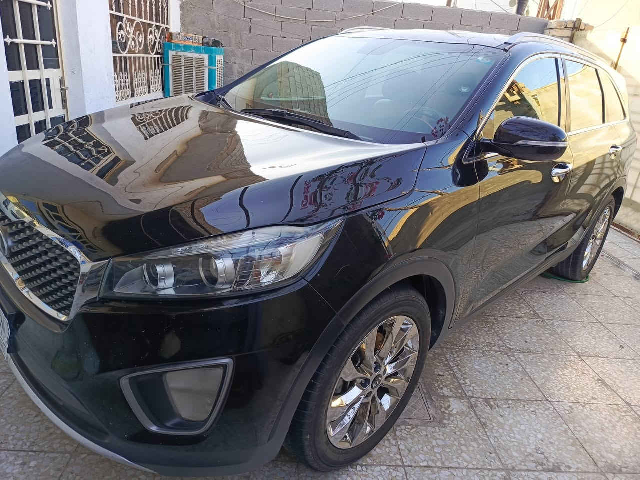 سلام عليكم سورنتو 16 امريكي 7 راكب 6 سلندر نص فول رقم بغداد مكان بغداد باقي تفاصيل ***********
