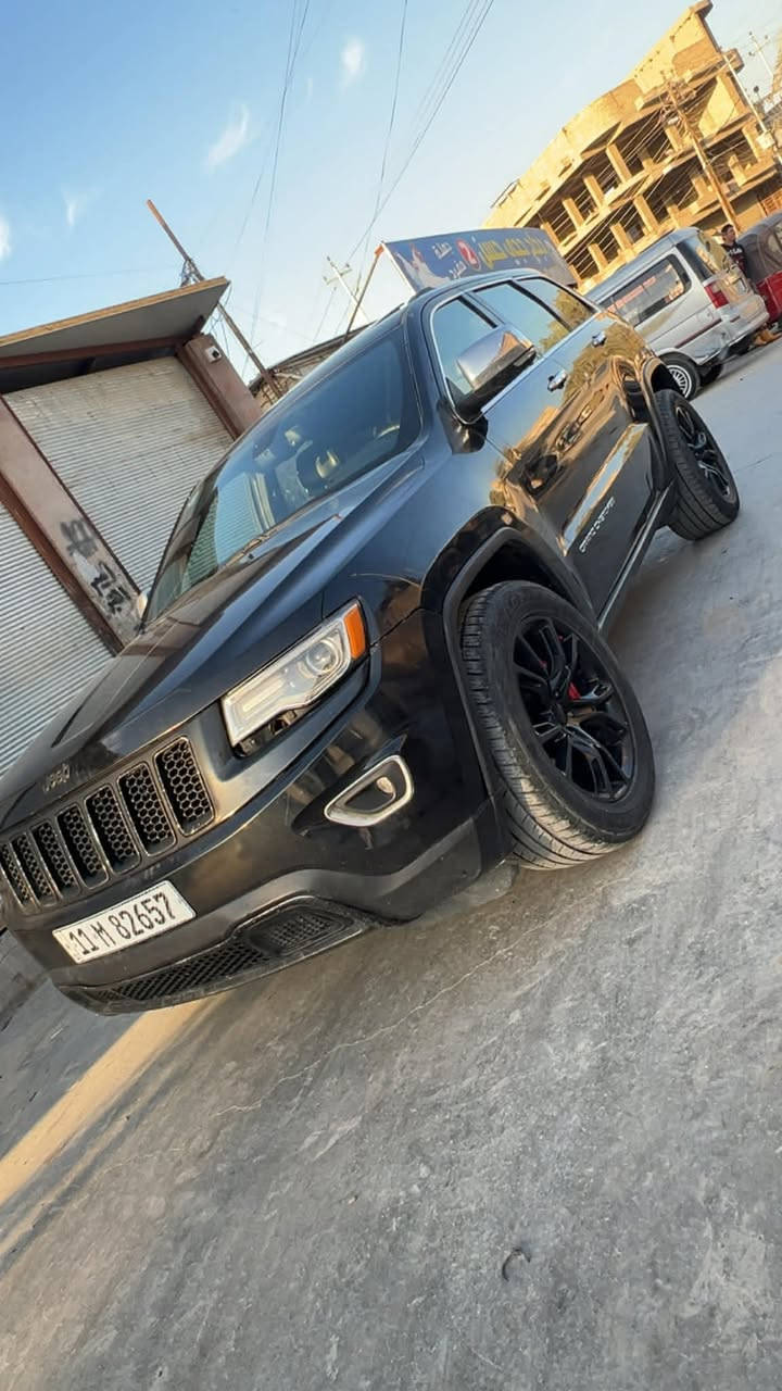 جيب گراند شيروكي 2015 رقم بغداد باسمي فول الفول 1/1 السعر 175 ***********
