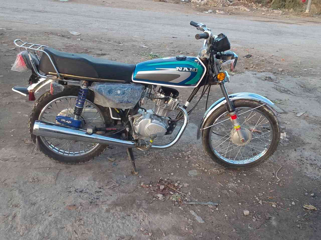 سلام عليكم نامه شلامجه تعمير شاصي 16ول غراض 24 مكينه مفتوحه بس ناعمه وفصله لصبح وراق اصولي  مال جناي كل نقص مابيه  سعره 800وبيه مجال  ***********
