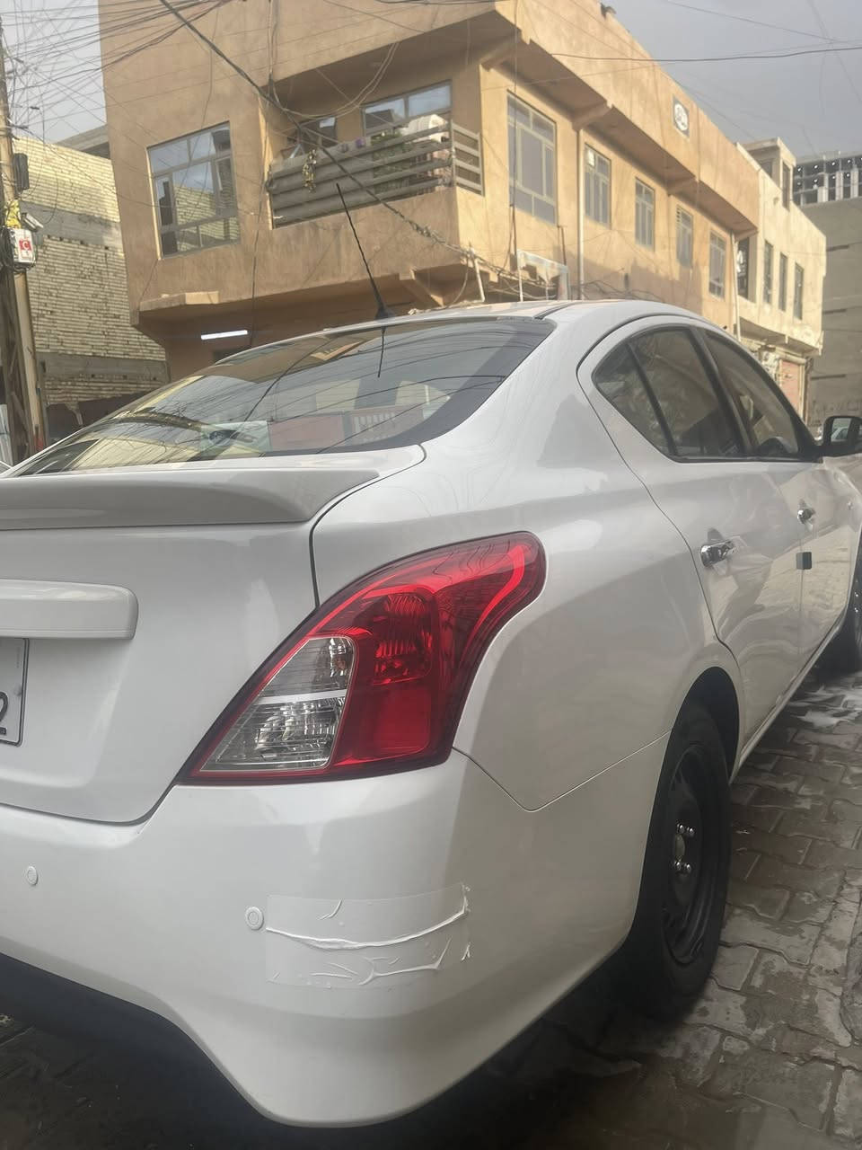 سلام عليكم عندي سني هندي لبيع موديل 21 رقم بغداد الدولي  السياره   مكفوله كفاله عامه من الضربه الصبغ البارد ماشيه68الف مكاني بغداد الكرخ رقم تلفون ***********
