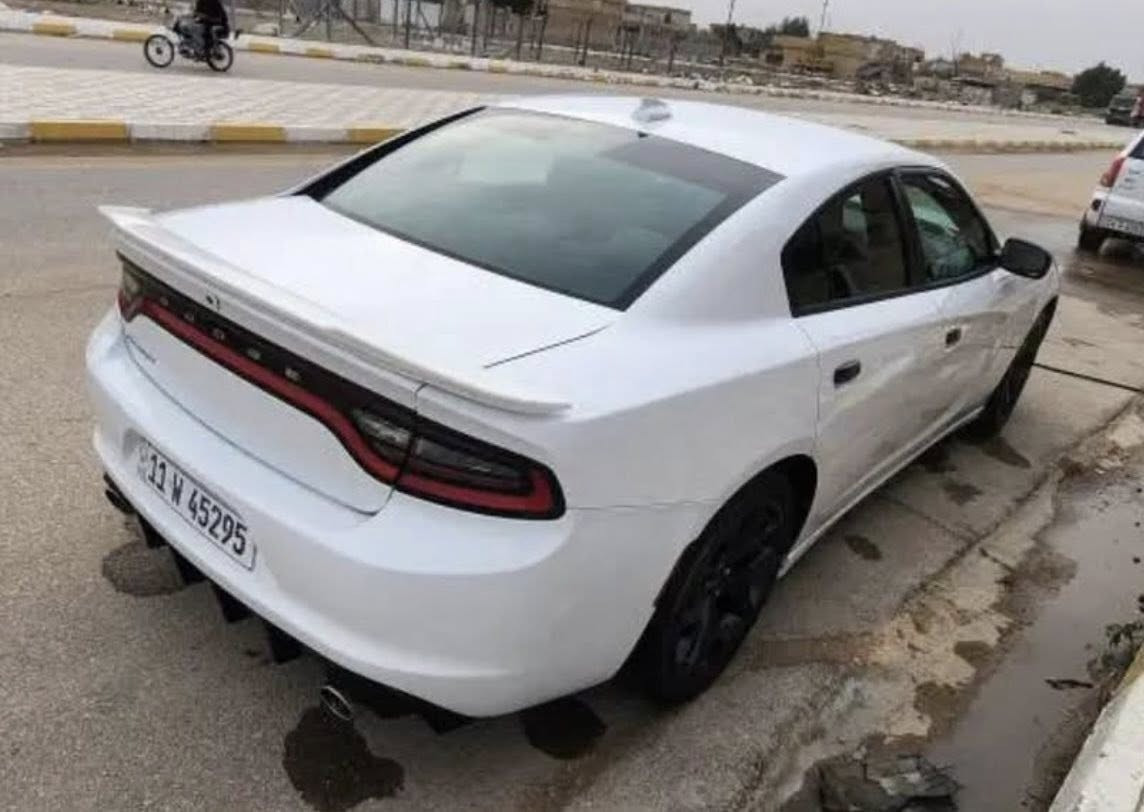( اقصاد ترهم )
   ((كفاله السعر 170 وبيه مجال))
جارجر للبيع رقم بغداد أنكليزي بسمي ثاني يوم تحول            2018 اصل مرمزه 2019 معامله كامله تنزيل مديل
سياره بل كارتون مكينه وكير وحداديه وتبريد وتخم تاير ومنظومه زنون كله جديده سياره ماشيه 90 ألف فقط 
كفاله مابيه حادث بيه بس رشات صبغ قليله فقط 
مكان السياره الناصرية حي الفداء
***********
