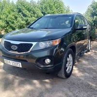 سورنتو 2012  امريكي محرك 2400 GDI  مكانها بغداد اللطيفية قرب السريع ال...