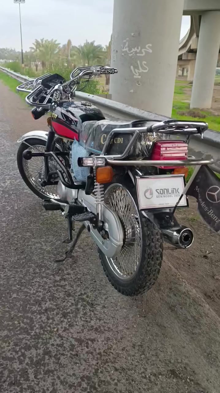 سلام وعليكم دراجه 2021اللبيع كلشي شرط كدام عينك وسعر خاص مكان الدراجه موصل


**إذا كنت صاحب هذا الإعلان وتريد حذفه لأي سبب، رجاءا أرسل رسالة إلى الدعم الفني**