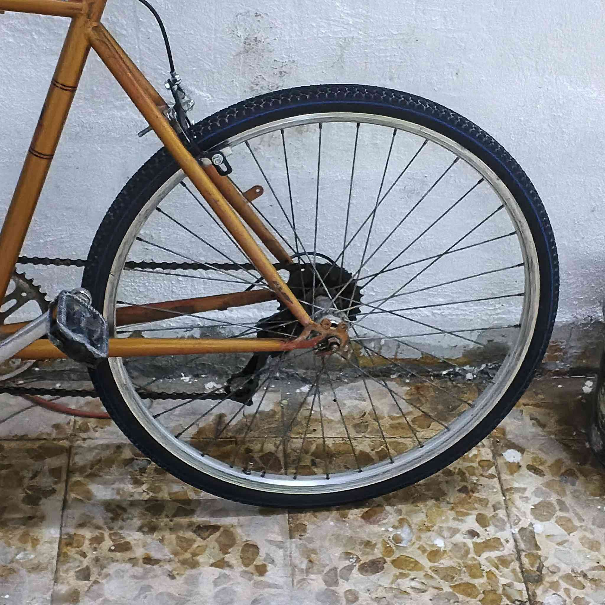 سلام عليكم باسكل يابانية
بي ابريك خلفي
زوج تايرات جدد قبل ستيام شديتهن 
سرج جديد
سعر65وبي مجال
بكاني بغداد الحسينيه مال راشديه 
الستفسار***********
واتساب 
وخط
