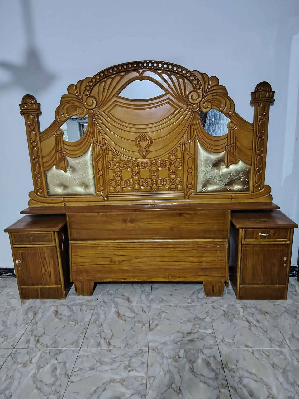 غراض لبيع مكان كوت دور الخليج سعر  الدوشك ب50تنور ب20 ملحقات غرفه ب100مابيهن جربايه الزاويه سعر 125كلهن بيهن مجال الشراي


**إذا كنت صاحب هذا الإعلان وتريد حذفه لأي سبب، رجاءا أرسل رسالة إلى الدعم الفني**