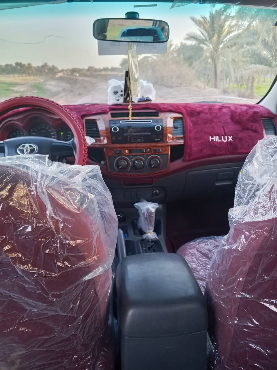 سلام عليكم تيوتاة فور ويل موديل 2014 سياره جديده مكفوله كفاله عامه من كلشي رقم واسط  نكليزي بسمي سياره كير اوتوماتيك  ***********سياره مامفتوح برقي علوظع شركه ماشيه 145الف  سياره نظيفه من شخط من بارد من صبق من فتح من رصعه محرك مكفولة وحداديه وتخم تاير جديد  تبريد ثلج سياره تحتبر لفين وخمسه وعشرون نظافه سياره بسمي تريد وكاله تريد تحويل  سياره بس ليدور نظيف رجاء لموء شراي لاتصل سياره جديده كارتون سبير منازل
