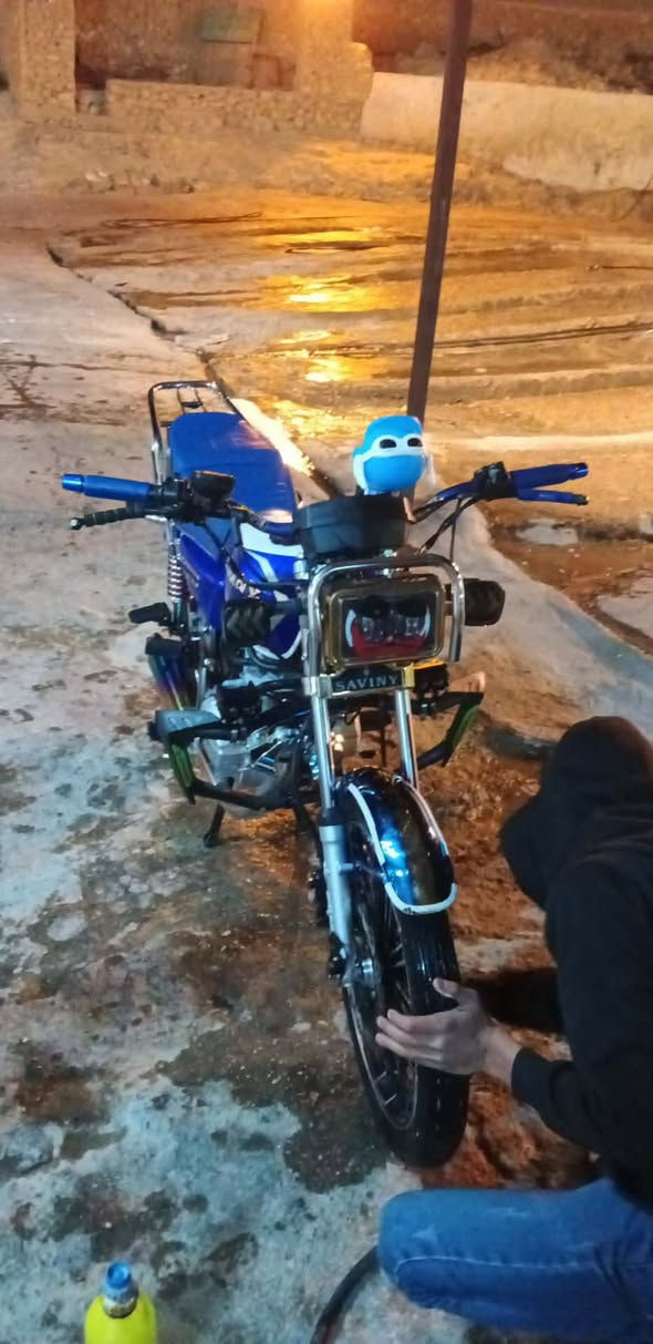 السلام عليكم دراجه ايراني موديل 2024 رياضي مزوده نضيفه حيل محرك مامفتوح وصل ٧٧٥ زود واخذ
***********
