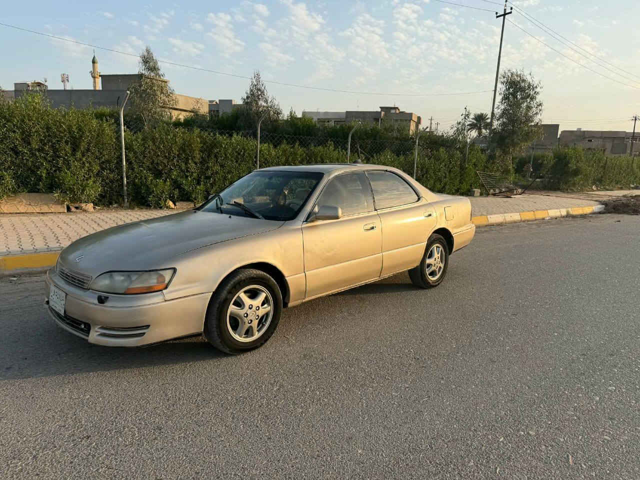 السلام عليكم لگزز للبيع موديل 92 محرك 6 سلندر V رقم بغداد مشروع وطني شرط الوكاله والتحويل سياره صبغ عام بدون گلبه محرك گير صدر تايرات كله بشرط للبيع او المراوسه حسب القناعه
السعر 37 وبيها مجال بسيط للشراي 
العنوان كركوك 
رقم الهاتف***********
