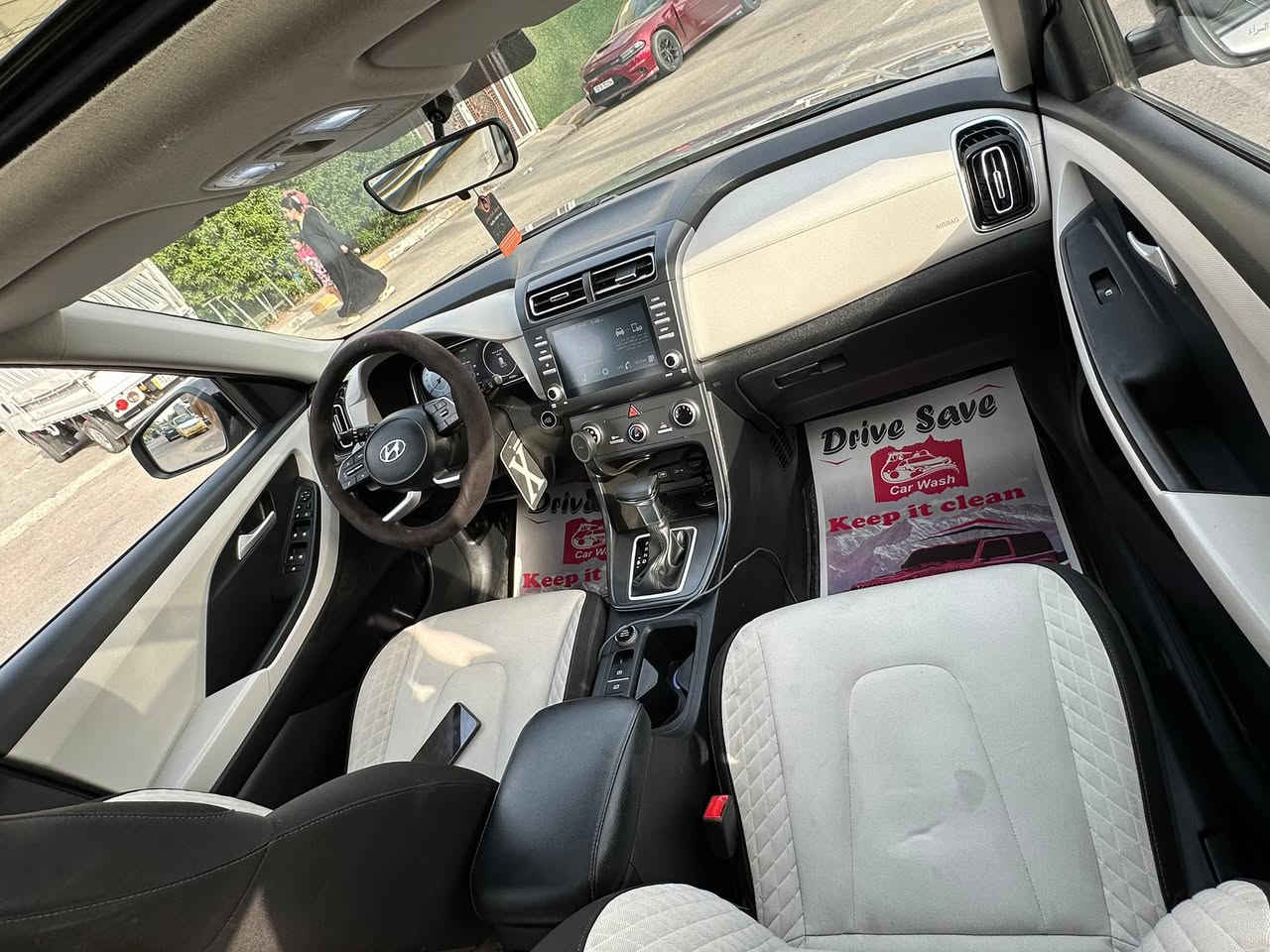 كفاله عامه بدون صبغ ولا بارد
ماشيه  38 الف 
فول مواصفات 
تو كلر (قمارة سودة )
بانوراما
تشغيل عن بعد 
شفتات ستيرن
بصمه 
اوامر صوتية
حساس خلفي 
شاحن موبايل  لاسلكي
محرك 1500 دبل نوزل 
4وضعيات قيادة
مكان السيارة بغداد الاعظمية 

***********
