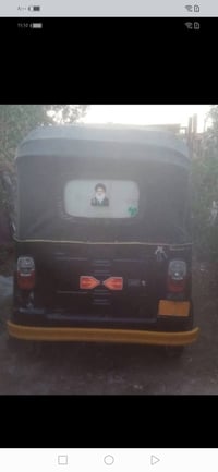 07704057416.                        2800$