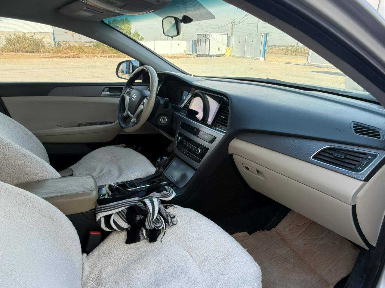 سوناتا وارد كوري خط واحد 
موديل 18 رقم اربيل دولي جديد سياره جاهزة تخمم تاير مكينة 2000 دوش لون رصاصي اتصال برقم ***********
