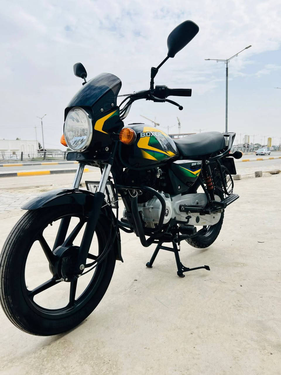 سلام عليكم
مرقم ديالئ نكليزي 
2022كفاله عامه من كلشي 
جيب فيتر والفحص ضمان انطيك سبوع  دراجه كامله مال جناي
مكاني بعقوبه التحرير مقابل مستشفى الحياه اتصل ودلل 
***********
